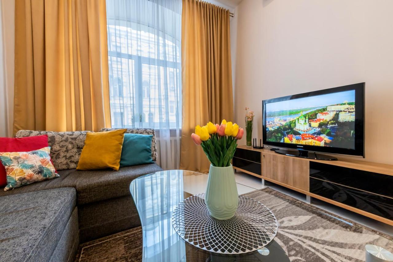 2К Квартира Між Майданом Та Софією Київською Apartment Екстериор снимка